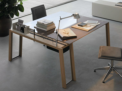 Mesa de oficina moderna y de estilo minimalista